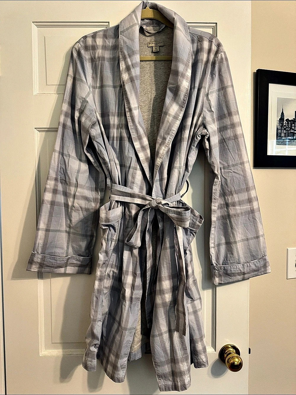 Burberry Plaid Robe in Gray, White & Blue Size Medium
